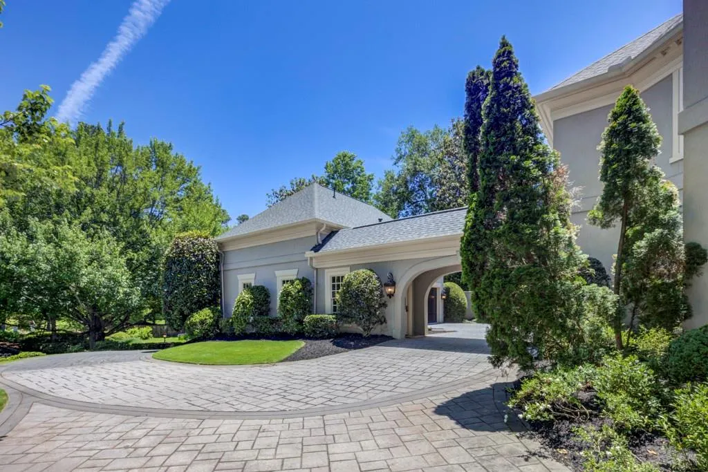 Carriage House