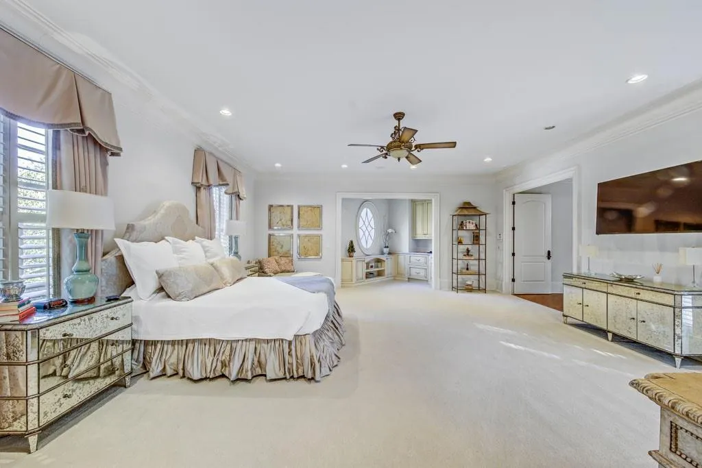 3594 Tuxedo Court Nw, Atlanta, Georgia 30305, 6 Bedrooms Bedrooms, ,7 BathroomsBathrooms,Residential,For Sale,3594 Tuxedo Court Nw,7546306