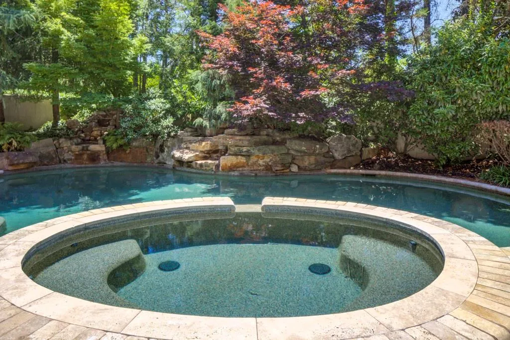 3594 Tuxedo Court Nw, Atlanta, Georgia 30305, 6 Bedrooms Bedrooms, ,7 BathroomsBathrooms,Residential,For Sale,3594 Tuxedo Court Nw,7546306