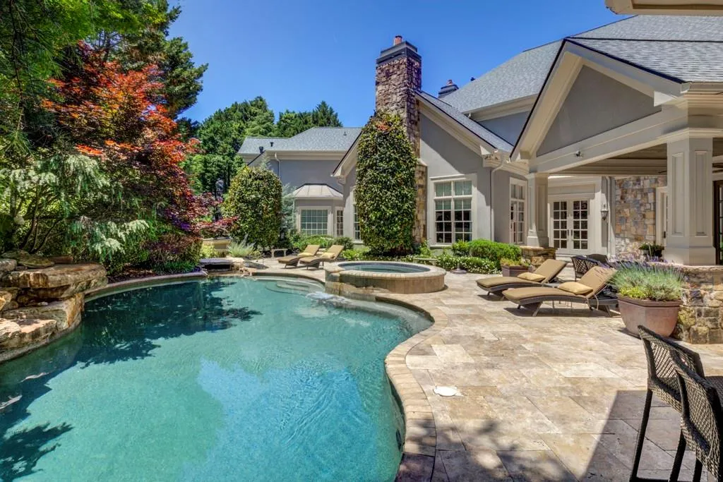 3594 Tuxedo Court Nw, Atlanta, Georgia 30305, 6 Bedrooms Bedrooms, ,7 BathroomsBathrooms,Residential,For Sale,3594 Tuxedo Court Nw,7546306