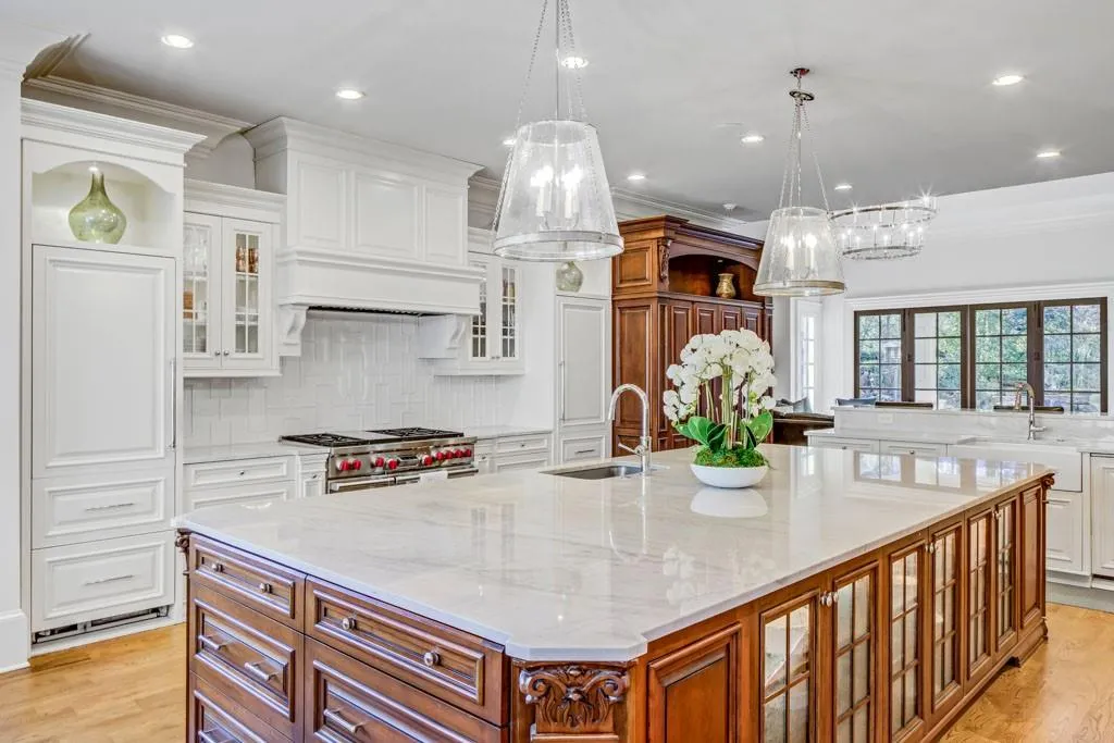 3594 Tuxedo Court Nw, Atlanta, Georgia 30305, 6 Bedrooms Bedrooms, ,7 BathroomsBathrooms,Residential,For Sale,3594 Tuxedo Court Nw,7546306