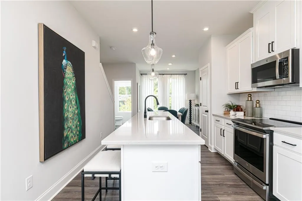 2676 Brookview Lane Nw, Atlanta, Georgia 30318, 2 Bedrooms Bedrooms, ,2 BathroomsBathrooms,Residential,For Sale,2676 Brookview Lane Nw,7579630