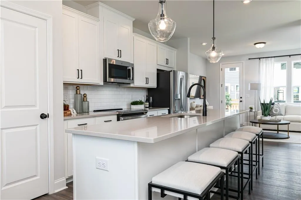 2676 Brookview Lane Nw, Atlanta, Georgia 30318, 2 Bedrooms Bedrooms, ,2 BathroomsBathrooms,Residential,For Sale,2676 Brookview Lane Nw,7579630