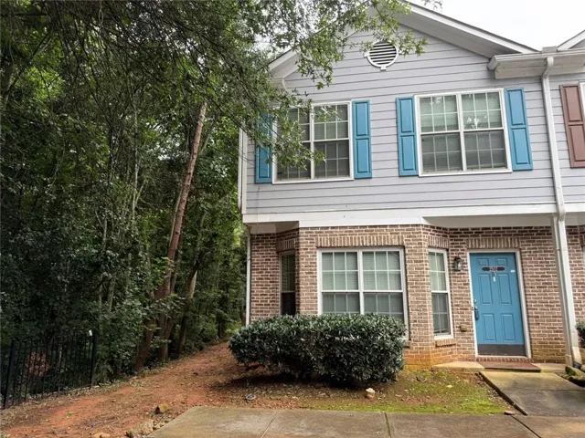 2502 Walden Lake Drive, Decatur, Georgia 30035