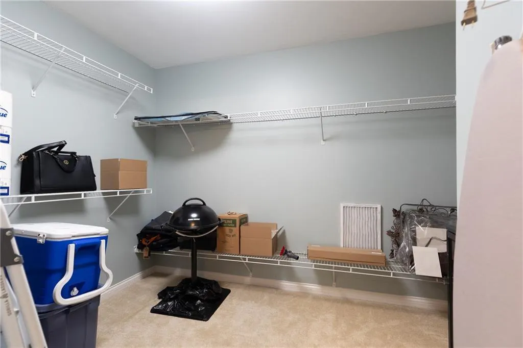 211 Colonial Homes Drive Nw Unit 2501, Atlanta, Georgia 30309, 2 Bedrooms Bedrooms, ,2 BathroomsBathrooms,Residential,For Sale,211 Colonial Homes Drive Nw Unit 2501,7584306