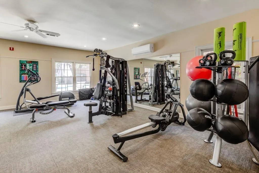 211 Colonial Homes Drive Nw Unit 2501, Atlanta, Georgia 30309, 2 Bedrooms Bedrooms, ,2 BathroomsBathrooms,Residential,For Sale,211 Colonial Homes Drive Nw Unit 2501,7584306