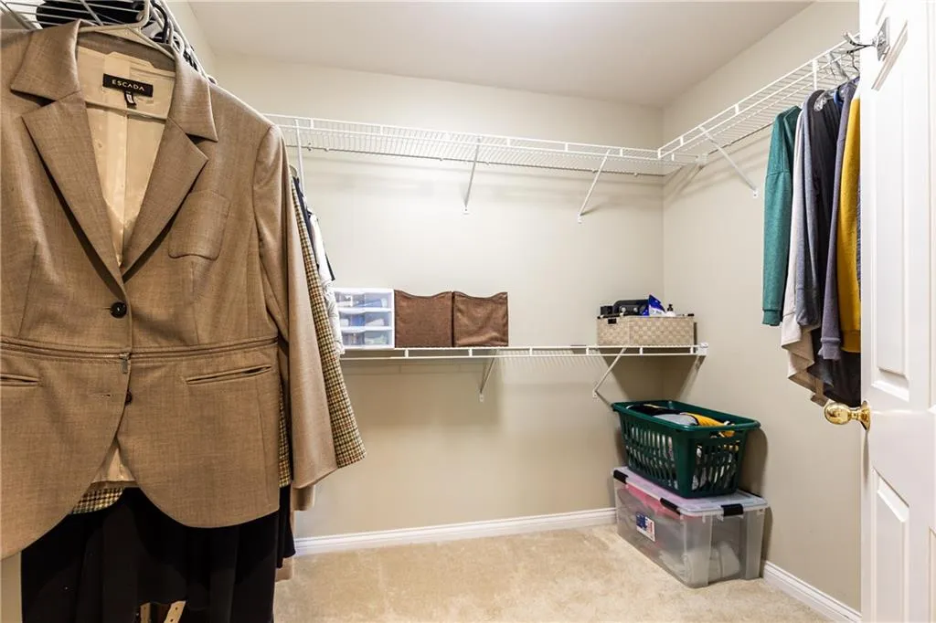 211 Colonial Homes Drive Nw Unit 2501, Atlanta, Georgia 30309, 2 Bedrooms Bedrooms, ,2 BathroomsBathrooms,Residential,For Sale,211 Colonial Homes Drive Nw Unit 2501,7584306