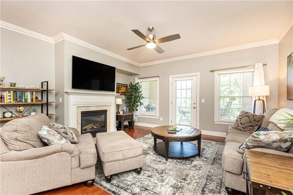 211 Colonial Homes Drive Nw Unit 2501, Atlanta, Georgia 30309, 2 Bedrooms Bedrooms, ,2 BathroomsBathrooms,Residential,For Sale,211 Colonial Homes Drive Nw Unit 2501,7584306