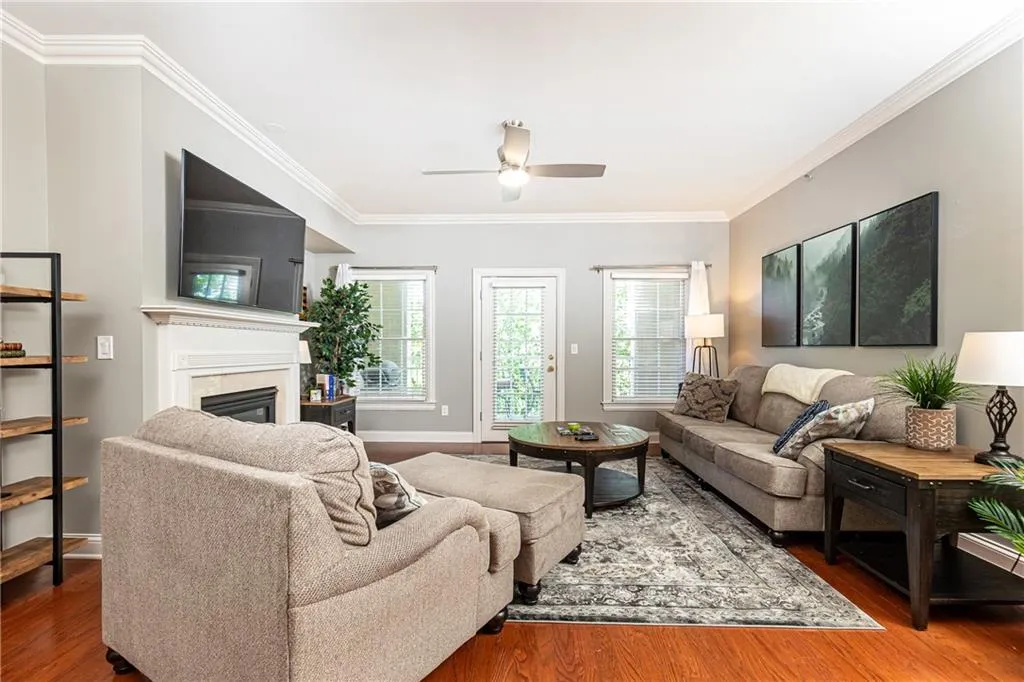 211 Colonial Homes Drive Nw Unit 2501, Atlanta, Georgia 30309, 2 Bedrooms Bedrooms, ,2 BathroomsBathrooms,Residential,For Sale,211 Colonial Homes Drive Nw Unit 2501,7584306