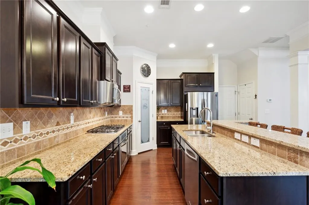 5568 High Point Road, Sandy Springs, Georgia 30342, 3 Bedrooms Bedrooms, ,3 BathroomsBathrooms,Residential,Sold,5568 High Point Road,7158737
