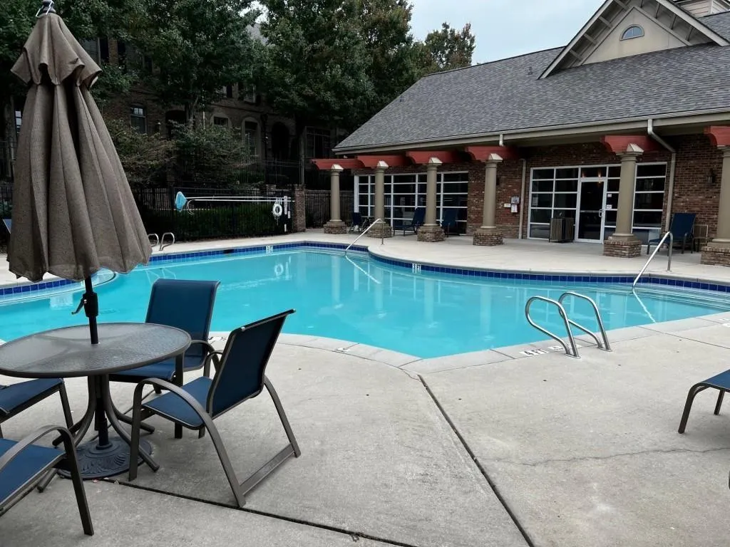 5568 High Point Road, Sandy Springs, Georgia 30342, 3 Bedrooms Bedrooms, ,3 BathroomsBathrooms,Residential,Sold,5568 High Point Road,7158737