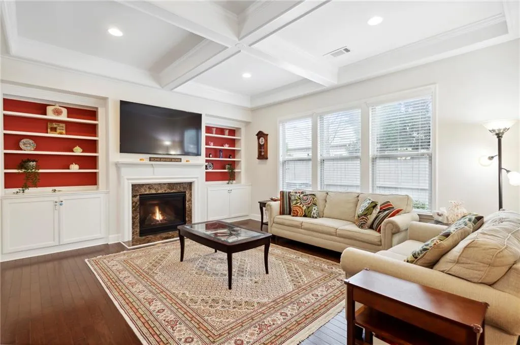 5568 High Point Road, Sandy Springs, Georgia 30342, 3 Bedrooms Bedrooms, ,3 BathroomsBathrooms,Residential,Sold,5568 High Point Road,7158737