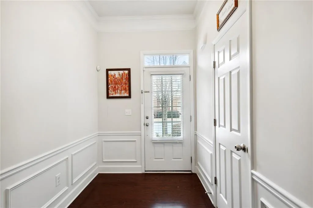 5568 High Point Road, Sandy Springs, Georgia 30342, 3 Bedrooms Bedrooms, ,3 BathroomsBathrooms,Residential,Sold,5568 High Point Road,7158737