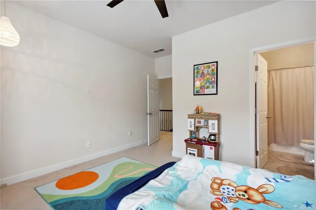5568 High Point Road, Sandy Springs, Georgia 30342, 3 Bedrooms Bedrooms, ,3 BathroomsBathrooms,Residential,Sold,5568 High Point Road,7158737