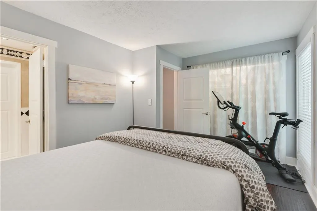 5380 Chemin De Vie, Atlanta, Georgia 30342, 2 Bedrooms Bedrooms, ,2 BathroomsBathrooms,Residential,Sold,5380 Chemin De Vie,6622536