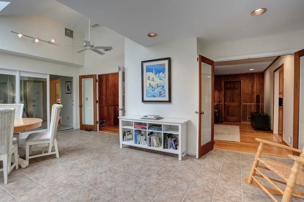 1620 Northridge Road, Sandy Springs, Georgia 30350, 5 Bedrooms Bedrooms, ,4 BathroomsBathrooms,Residential,Sold,1620 Northridge Road,6519592