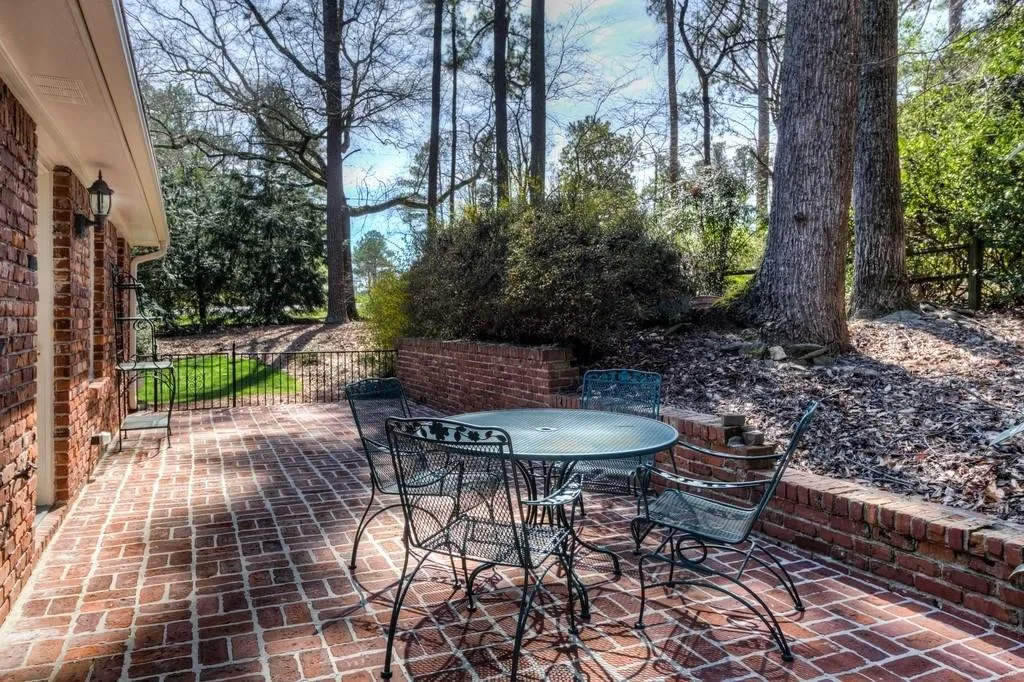 1620 Northridge Road, Sandy Springs, Georgia 30350, 5 Bedrooms Bedrooms, ,4 BathroomsBathrooms,Residential,Sold,1620 Northridge Road,6519592