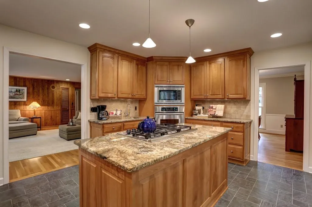 1620 Northridge Road, Sandy Springs, Georgia 30350, 5 Bedrooms Bedrooms, ,4 BathroomsBathrooms,Residential,Sold,1620 Northridge Road,6519592