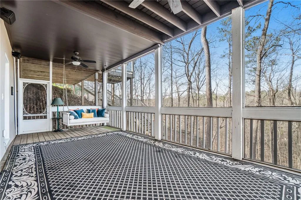 8240 Sullivan Hill Road, Sandy Springs, Georgia 30350, 5 Bedrooms Bedrooms, ,4 BathroomsBathrooms,Residential,Sold,8240 Sullivan Hill Road,7177022