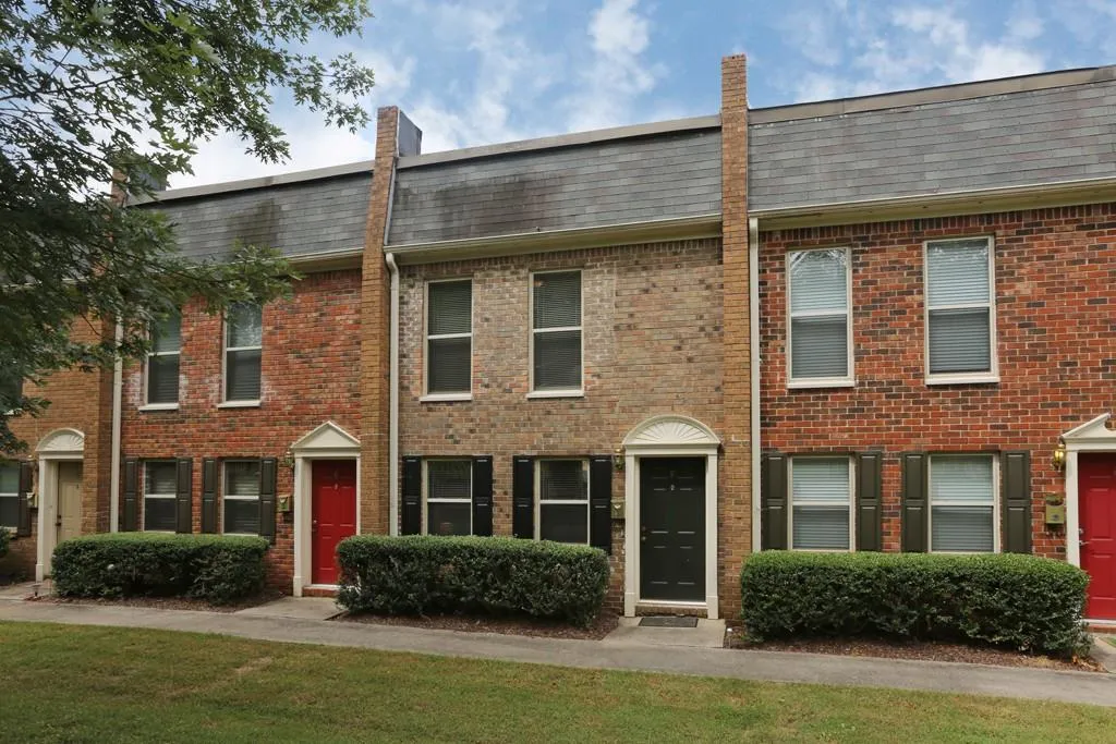 235 Winding River Drive Unit F, Sandy Springs, Georgia 30350, 2 Bedrooms Bedrooms, ,1 BathroomBathrooms,Residential,Sold,235 Winding River Drive Unit F,5867009