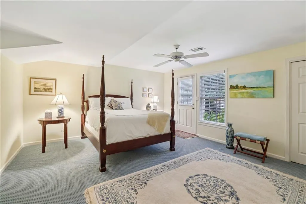 30 Old Stratton Chase, Sandy Springs, Georgia 30328, 5 Bedrooms Bedrooms, ,5 BathroomsBathrooms,Residential,For Sale,30 Old Stratton Chase,7635159