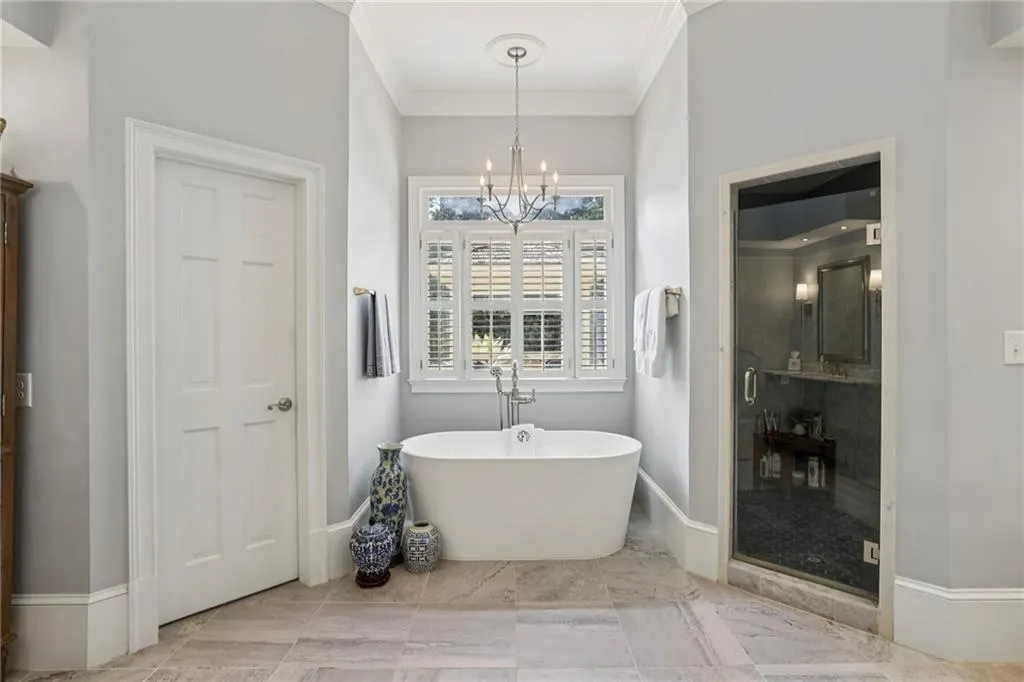 30 Old Stratton Chase, Sandy Springs, Georgia 30328, 5 Bedrooms Bedrooms, ,5 BathroomsBathrooms,Residential,For Sale,30 Old Stratton Chase,7635159
