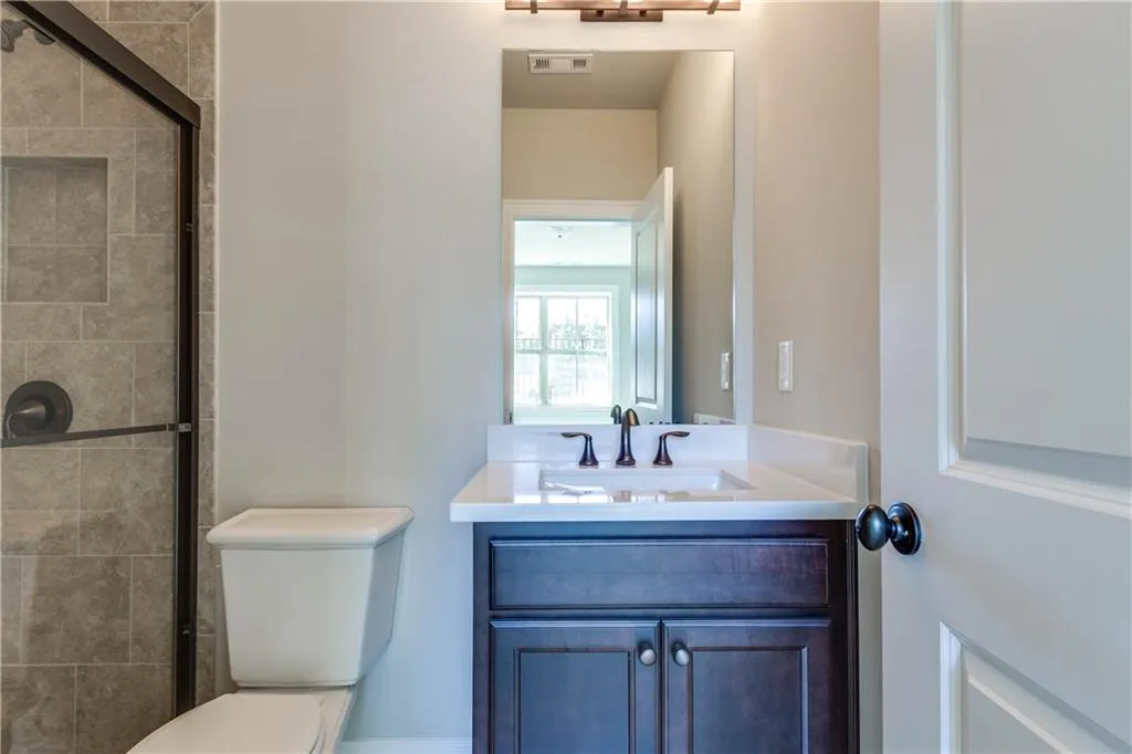 4131 Township Parkway, Atlanta, Georgia 30342, 3 Bedrooms Bedrooms, ,3 BathroomsBathrooms,Residential,Sold,4131 Township Parkway,5908523