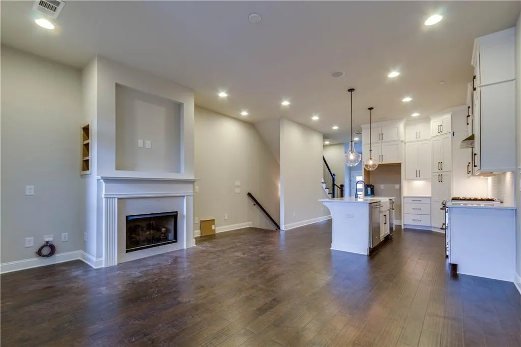 4131 Township Parkway, Atlanta, Georgia 30342, 3 Bedrooms Bedrooms, ,3 BathroomsBathrooms,Residential,Sold,4131 Township Parkway,5908523