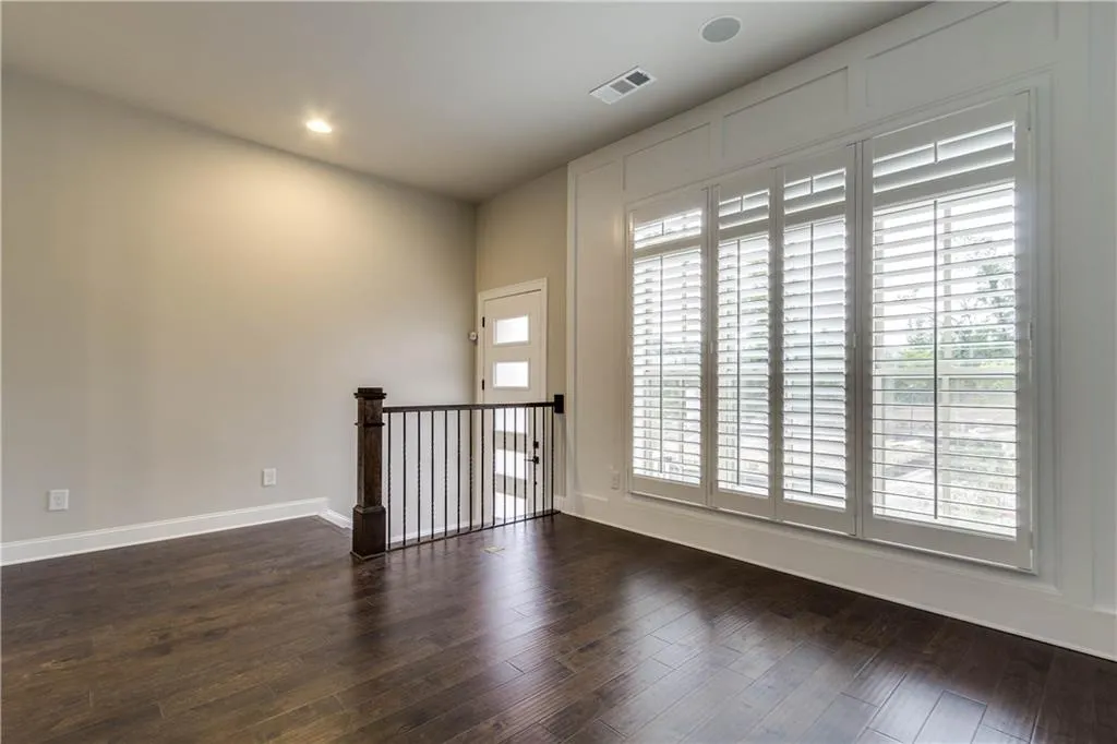 4131 Township Parkway, Atlanta, Georgia 30342, 3 Bedrooms Bedrooms, ,3 BathroomsBathrooms,Residential,Sold,4131 Township Parkway,5908523