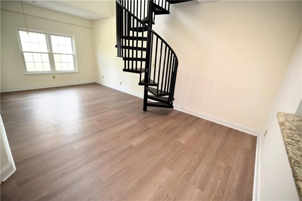 1075 Peachtree Walk Ne Unit A519, Atlanta, Georgia 30309, 2 Bedrooms Bedrooms, ,2 BathroomsBathrooms,Residential,For Sale,1075 Peachtree Walk Ne Unit A519,7676940