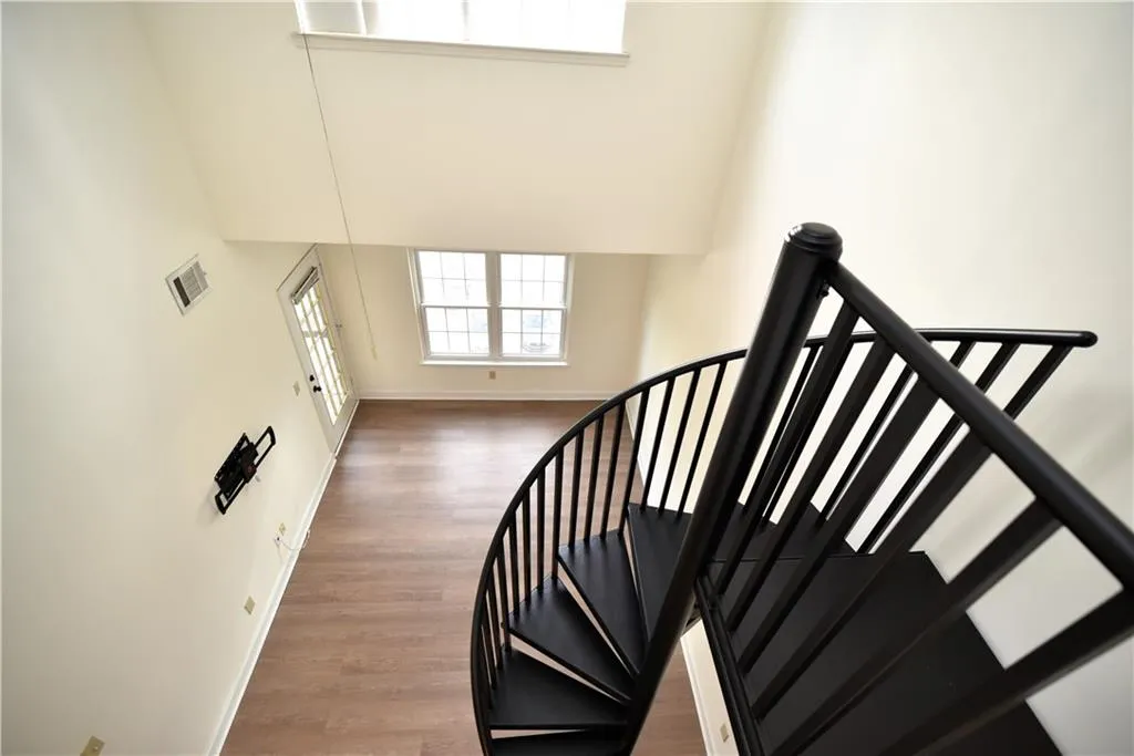 1075 Peachtree Walk Ne Unit A519, Atlanta, Georgia 30309, 2 Bedrooms Bedrooms, ,2 BathroomsBathrooms,Residential,For Sale,1075 Peachtree Walk Ne Unit A519,7676940