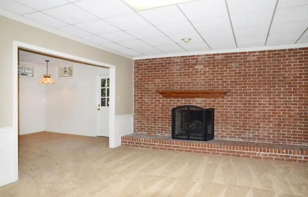 7247 Riverside Drive Nw, Sandy Springs, Georgia 30328, 5 Bedrooms Bedrooms, ,3 BathroomsBathrooms,Residential,Sold,7247 Riverside Drive Nw,5591872