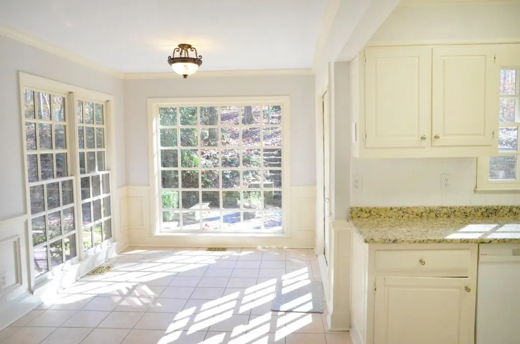 7247 Riverside Drive Nw, Sandy Springs, Georgia 30328, 5 Bedrooms Bedrooms, ,3 BathroomsBathrooms,Residential,Sold,7247 Riverside Drive Nw,5591872