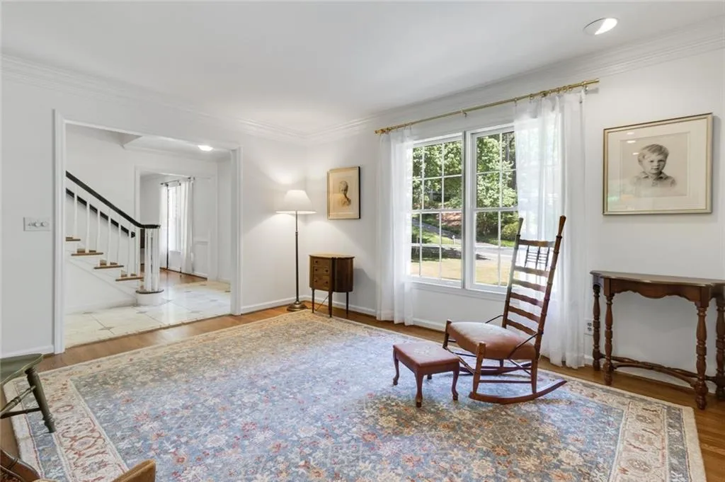 4930 Old House Trail, Atlanta, Georgia 30342, 4 Bedrooms Bedrooms, ,4 BathroomsBathrooms,Residential,Sold,4930 Old House Trail,7044781