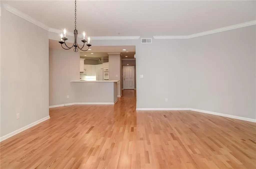 3047 Lenox Road Ne Unit 2107, Atlanta, Georgia 30324, 2 Bedrooms Bedrooms, ,2 BathroomsBathrooms,Residential,Sold,3047 Lenox Road Ne Unit 2107,6018047