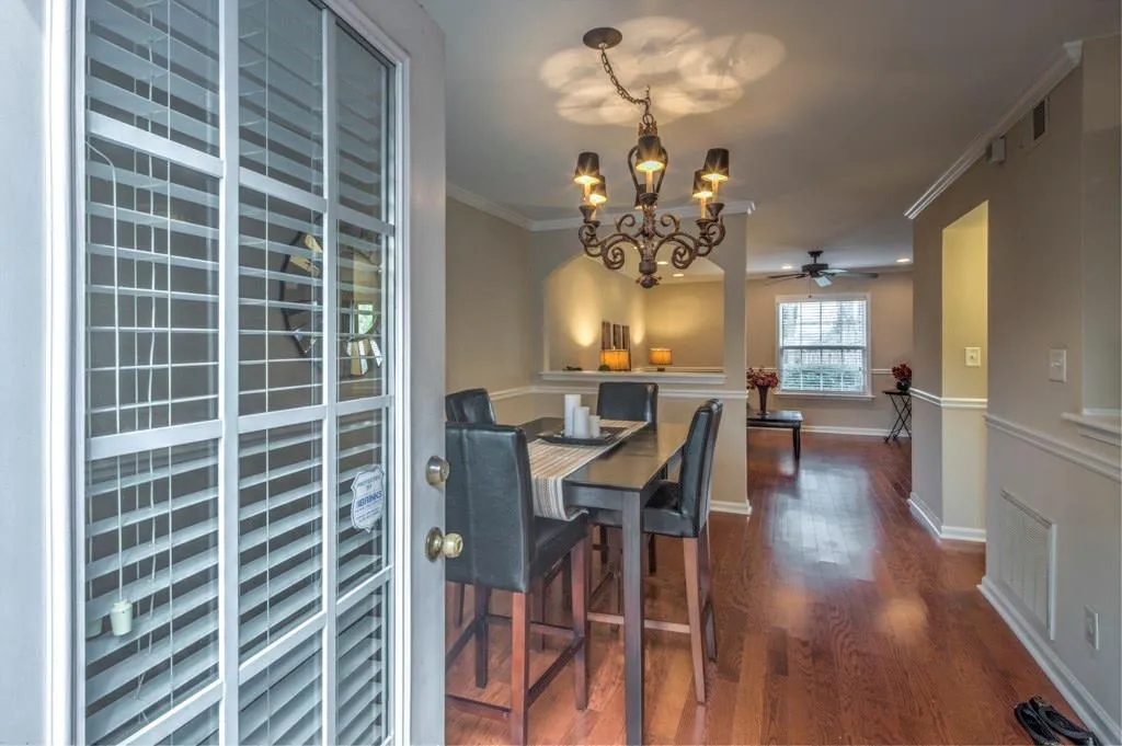1001 Brighton Point, Sandy Springs, Georgia 30328, 3 Bedrooms Bedrooms, ,2 BathroomsBathrooms,Residential,Sold,1001 Brighton Point,5657661