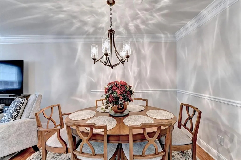 6980 Roswell Road Unit H4, Atlanta, Georgia 30328, 3 Bedrooms Bedrooms, ,2 BathroomsBathrooms,Residential,Sold,6980 Roswell Road Unit H4,7239647