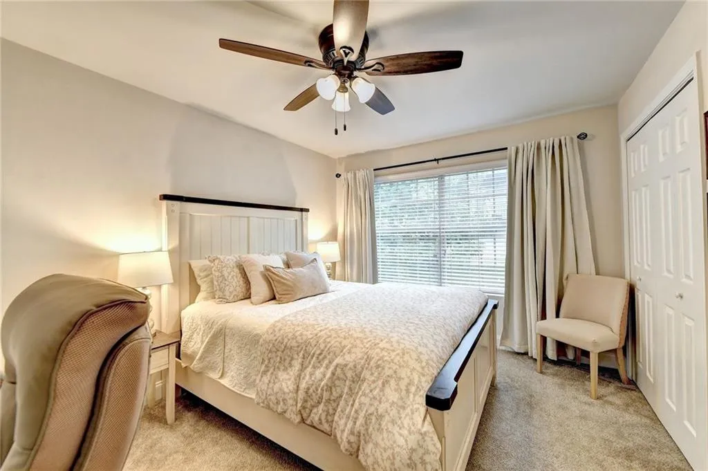 6980 Roswell Road Unit H4, Atlanta, Georgia 30328, 3 Bedrooms Bedrooms, ,2 BathroomsBathrooms,Residential,Sold,6980 Roswell Road Unit H4,7239647