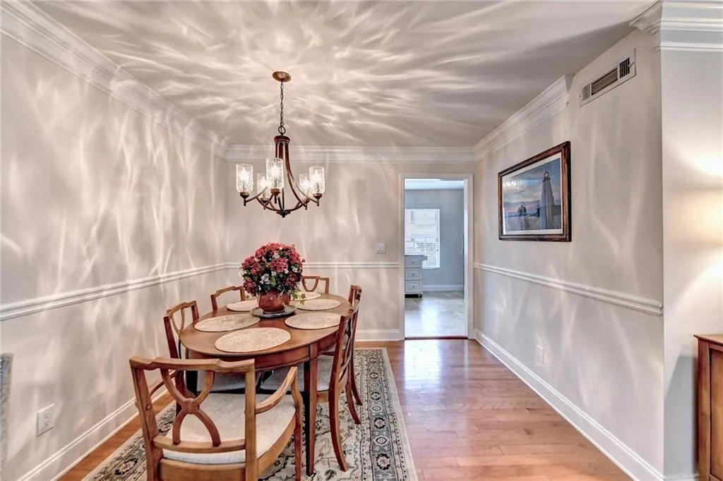 6980 Roswell Road Unit H4, Atlanta, Georgia 30328, 3 Bedrooms Bedrooms, ,2 BathroomsBathrooms,Residential,Sold,6980 Roswell Road Unit H4,7239647