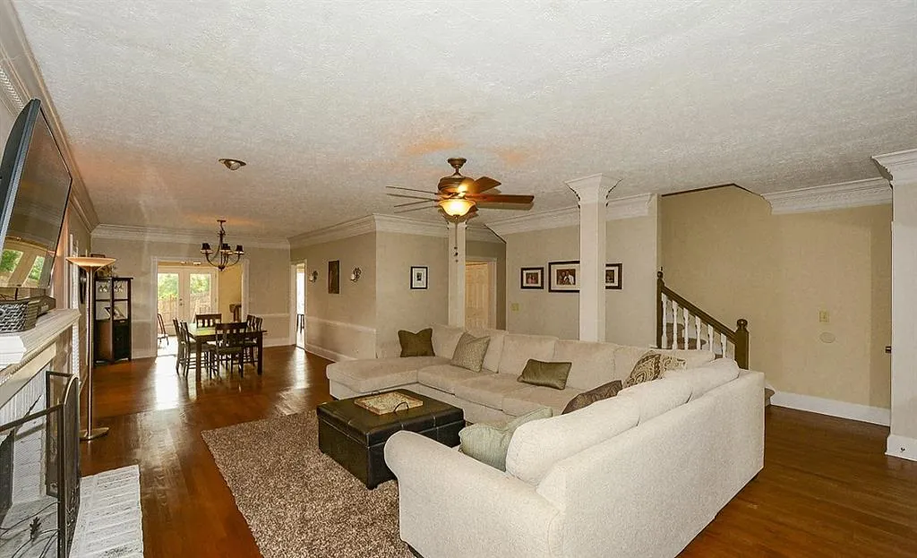 5368 Greenland Road, Atlanta, Georgia 30342, 4 Bedrooms Bedrooms, ,3 BathroomsBathrooms,Residential,Sold,5368 Greenland Road,5729272