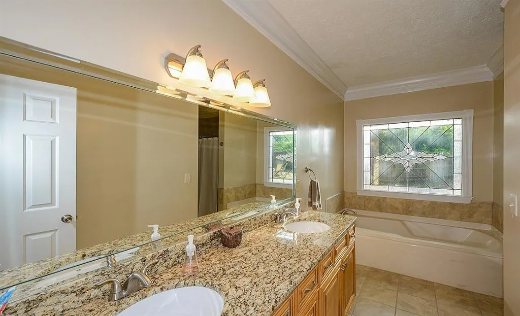 5368 Greenland Road, Atlanta, Georgia 30342, 4 Bedrooms Bedrooms, ,3 BathroomsBathrooms,Residential,Sold,5368 Greenland Road,5729272