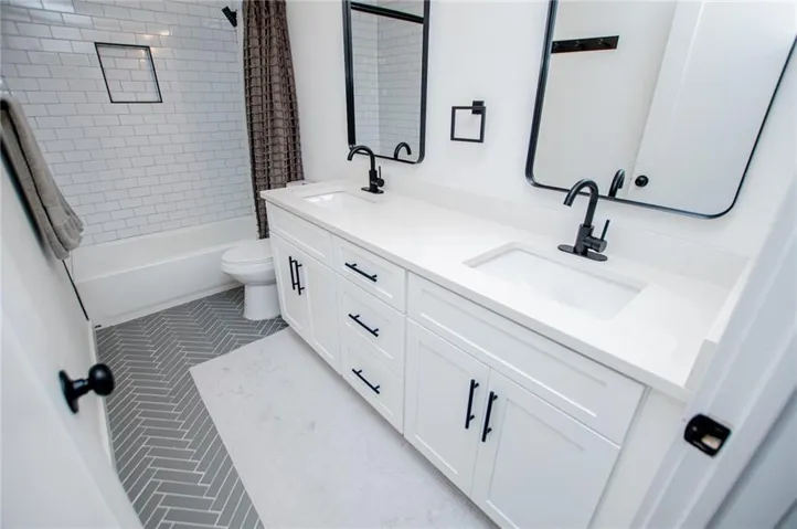 1170
