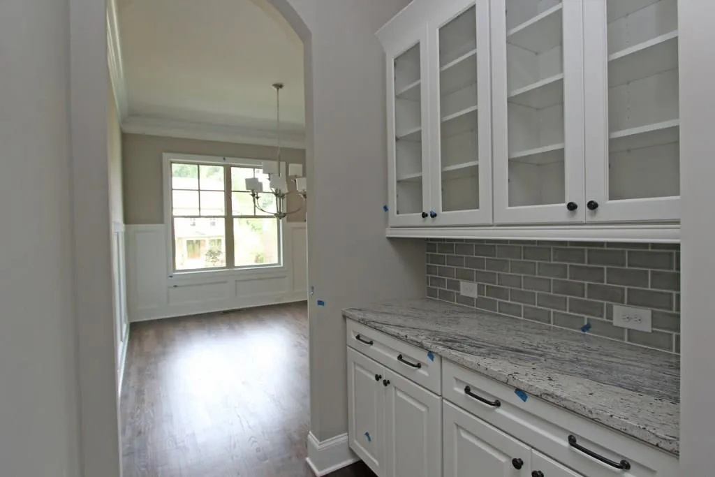 1025 Preswyck Way, Atlanta, Georgia 30328, 5 Bedrooms Bedrooms, ,4 BathroomsBathrooms,Residential,Sold,1025 Preswyck Way,5562634
