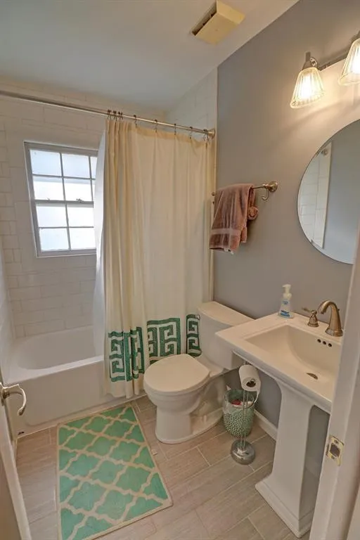 6536 Wright Road, Sandy Springs, Georgia 30328, 3 Bedrooms Bedrooms, ,3 BathroomsBathrooms,Residential,Sold,6536 Wright Road,5952087