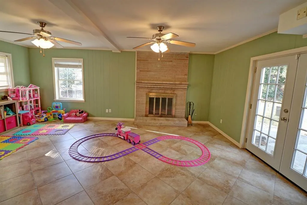 6536 Wright Road, Sandy Springs, Georgia 30328, 3 Bedrooms Bedrooms, ,3 BathroomsBathrooms,Residential,Sold,6536 Wright Road,5952087