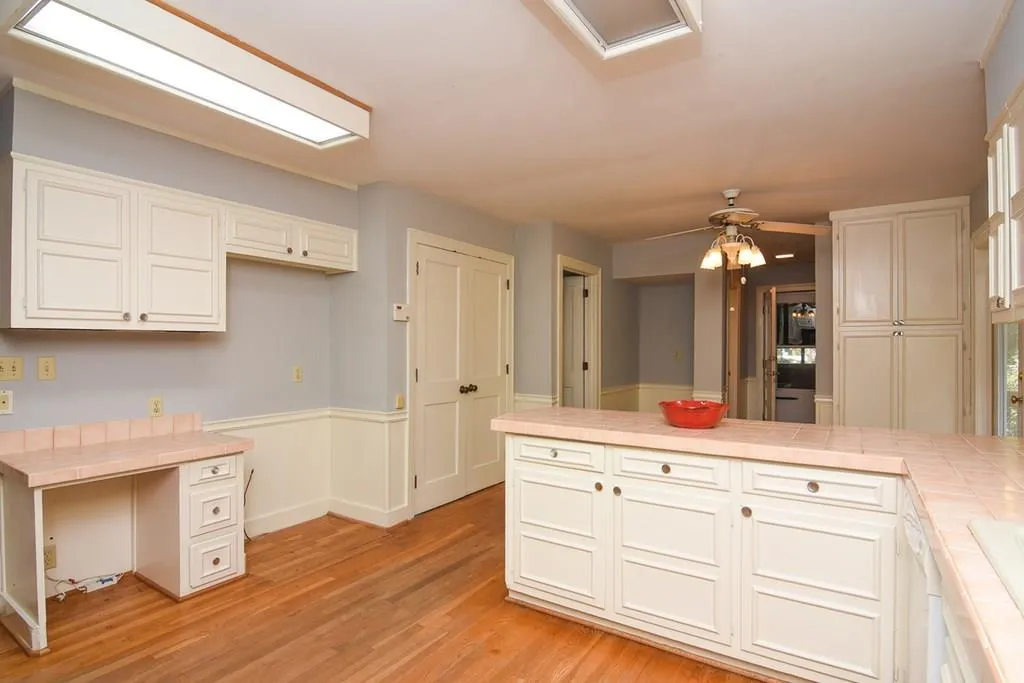 8110 Winged Foot Drive, Sandy Springs, Georgia 30350, 4 Bedrooms Bedrooms, ,4 BathroomsBathrooms,Residential,Sold,8110 Winged Foot Drive,6076130