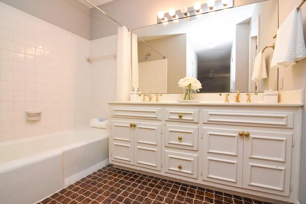 8110 Winged Foot Drive, Sandy Springs, Georgia 30350, 4 Bedrooms Bedrooms, ,4 BathroomsBathrooms,Residential,Sold,8110 Winged Foot Drive,6076130