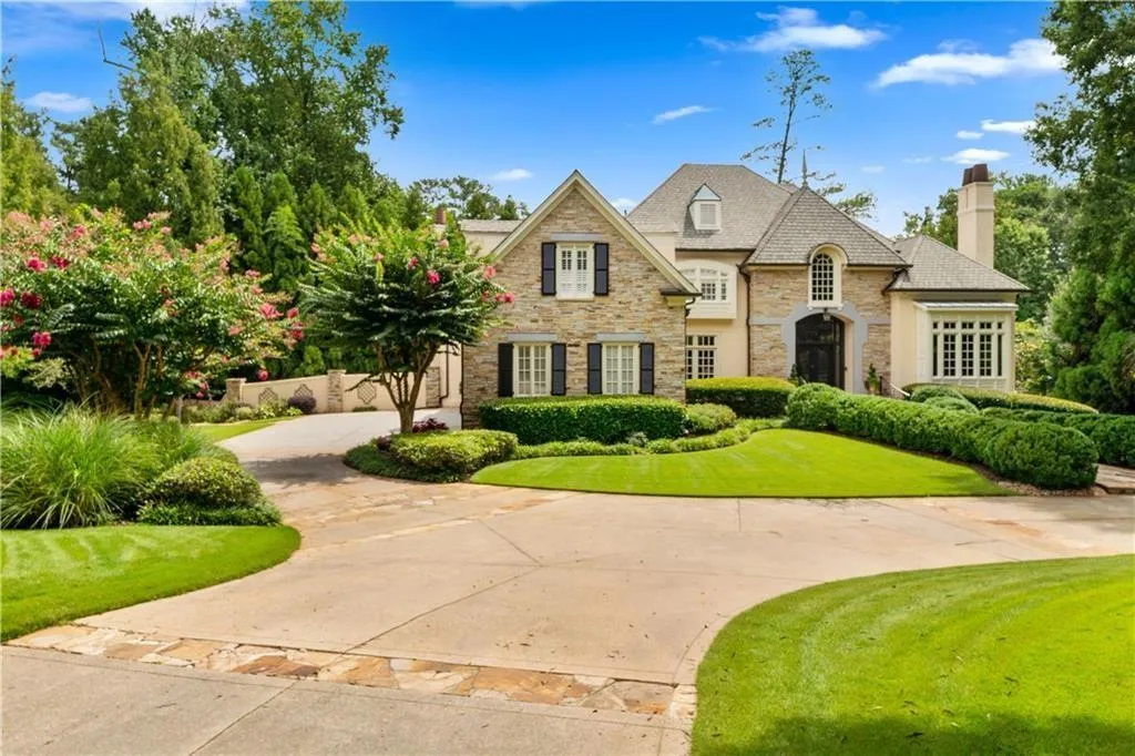 5655 Cross Gate Drive Nw, Atlanta, Georgia 30327, 7 Bedrooms Bedrooms, ,7 BathroomsBathrooms,Residential,Sold,5655 Cross Gate Drive Nw,6814499