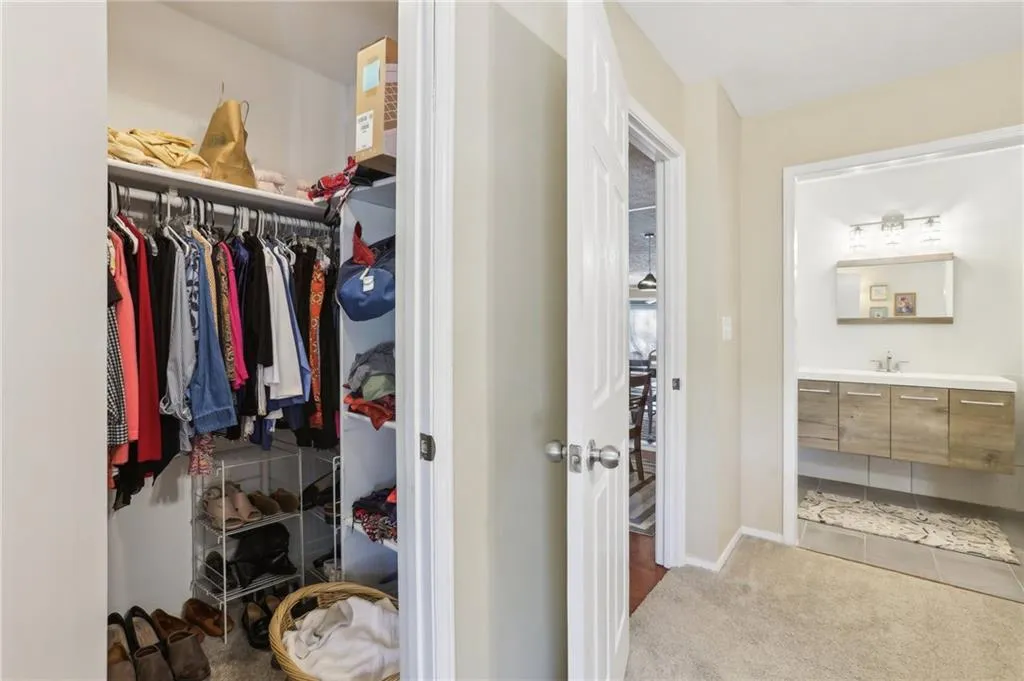 101 Natchez Trace, Atlanta, Georgia 30350, 2 Bedrooms Bedrooms, ,2 BathroomsBathrooms,Residential,Sold,101 Natchez Trace,7538211