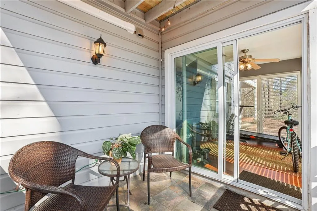 101 Natchez Trace, Atlanta, Georgia 30350, 2 Bedrooms Bedrooms, ,2 BathroomsBathrooms,Residential,Sold,101 Natchez Trace,7538211